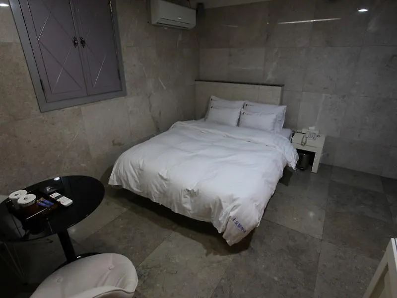 I Hotel ソウル特別市 3*,